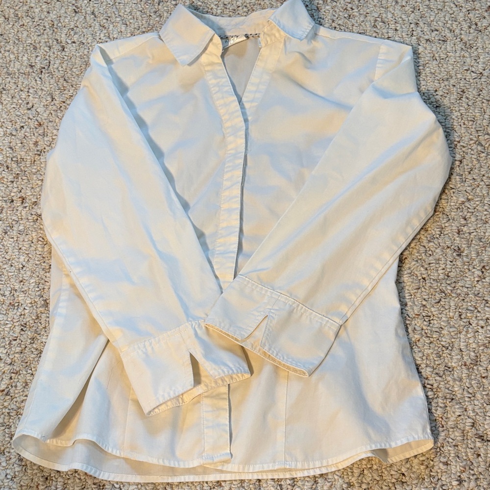 Lee Women's Off-White Button-Down Shirt